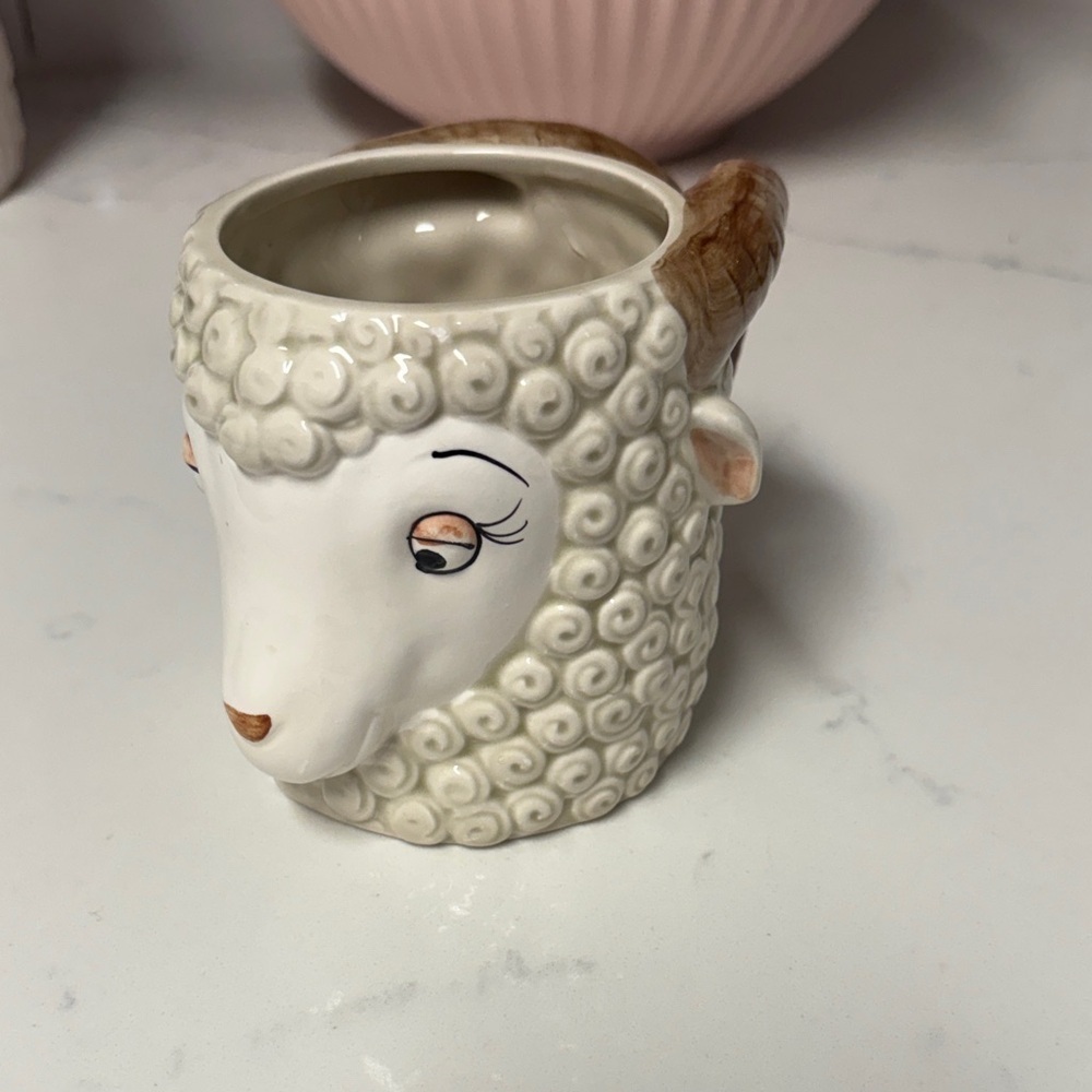 Lovely Ram Mug - Picture 6 of 6